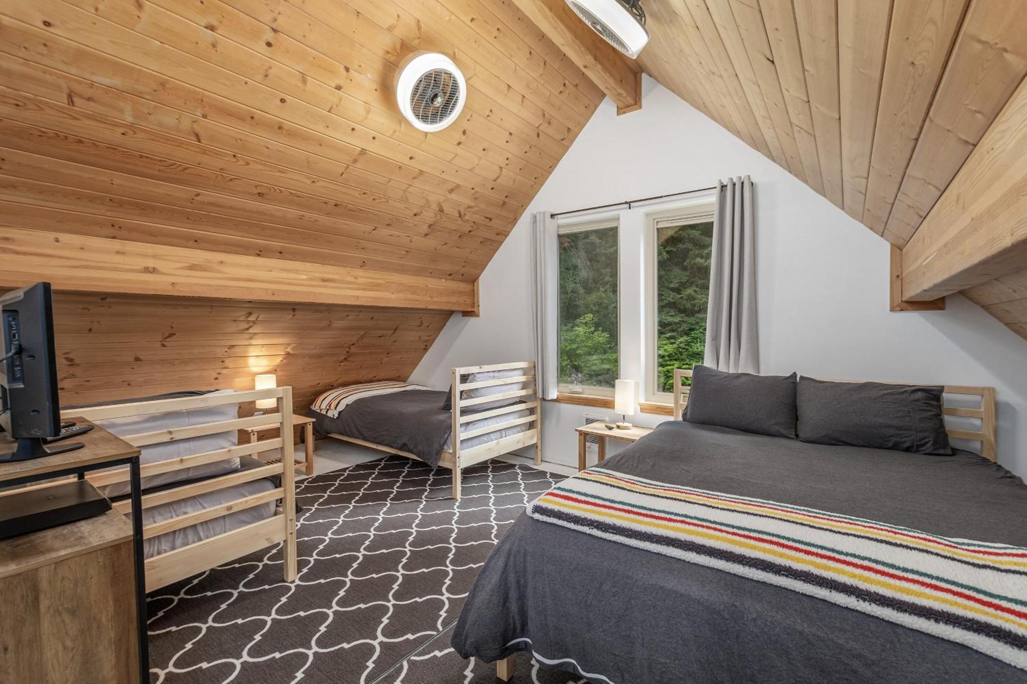Raven Haven Lodge By Nw Comfy Cabins Leavenworth Exterior photo