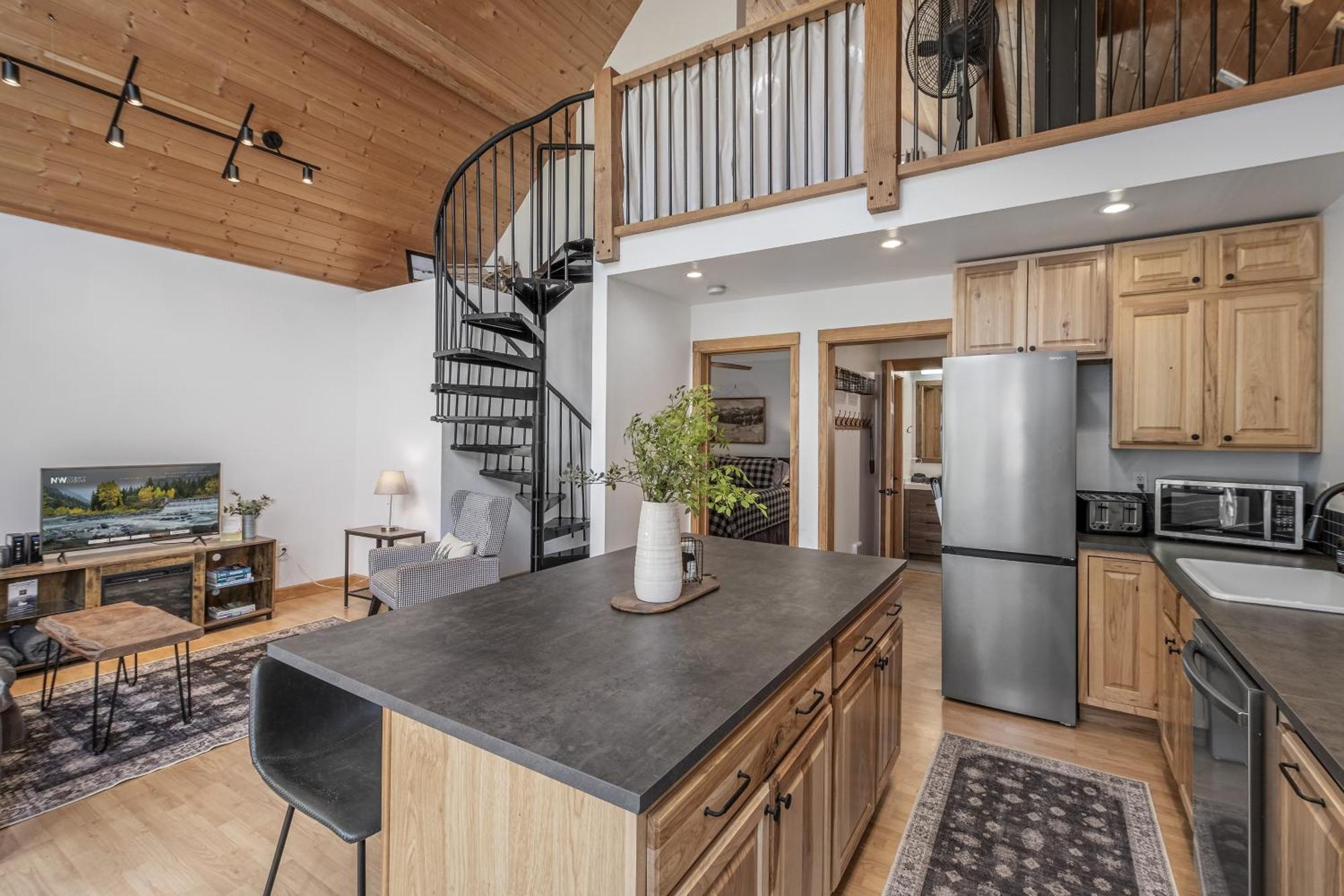 Raven Haven Lodge By Nw Comfy Cabins Leavenworth Exterior photo